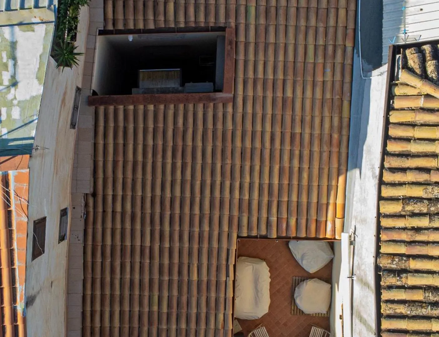 Maquedino Holiday Home & Terrace - Cozy Central Loft Palermo Italy