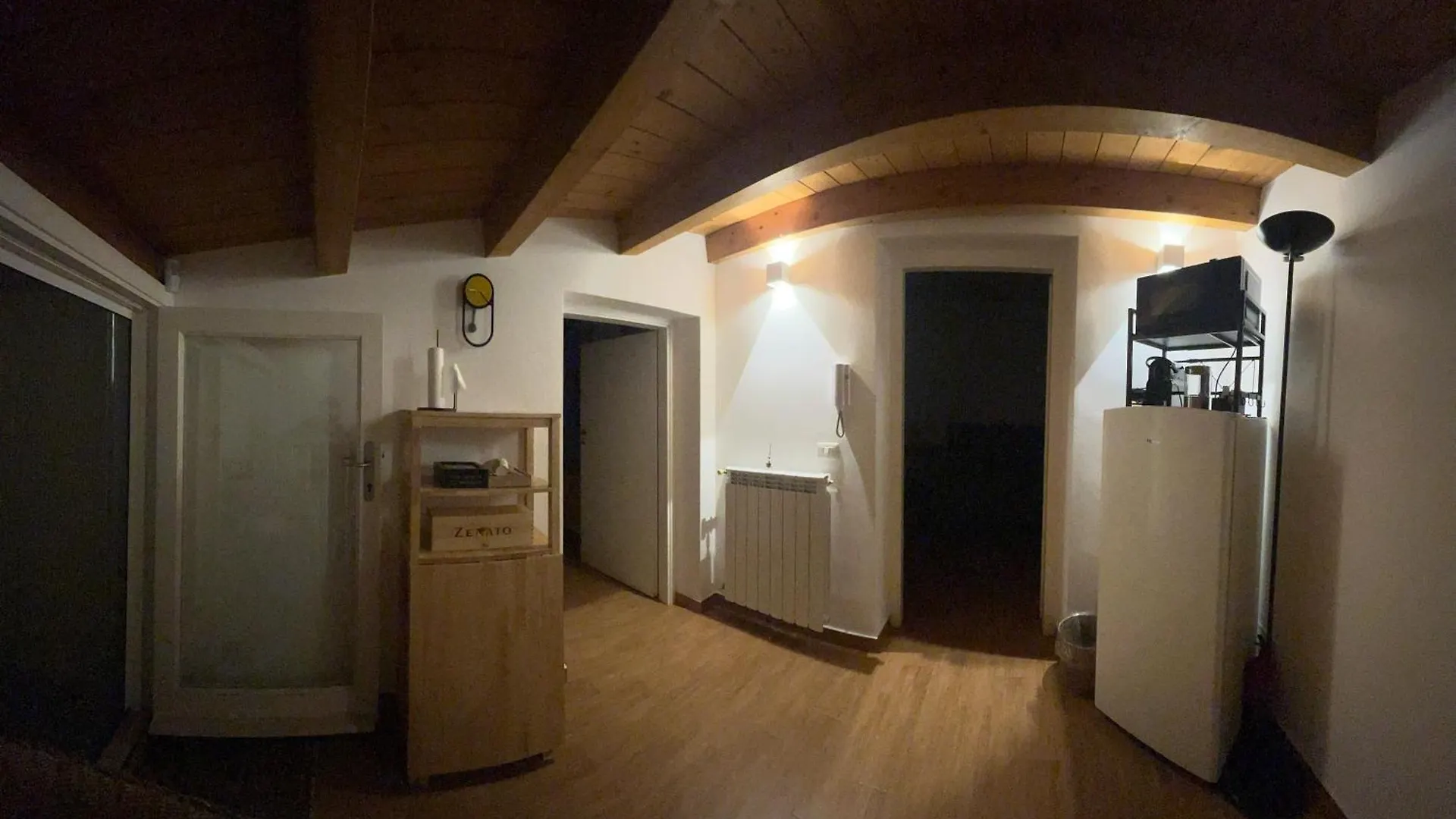 Maquedino Holiday Home & Terrace - Cozy Central Loft Palermo Guest house